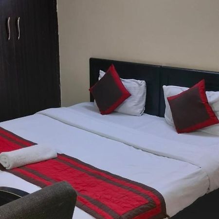 Hotel Marigold Yeni Delhi Dış mekan fotoğraf