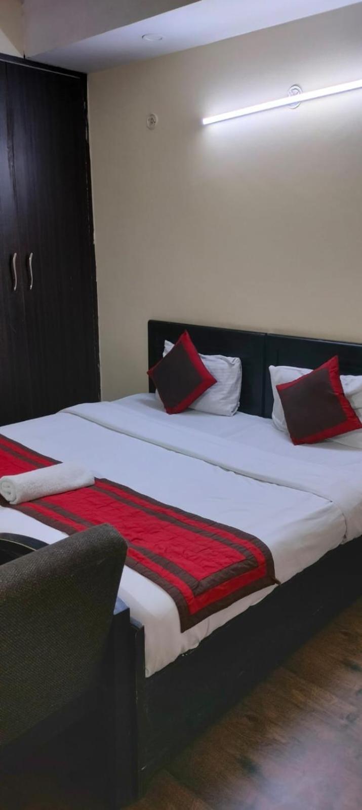 Hotel Marigold Yeni Delhi Dış mekan fotoğraf