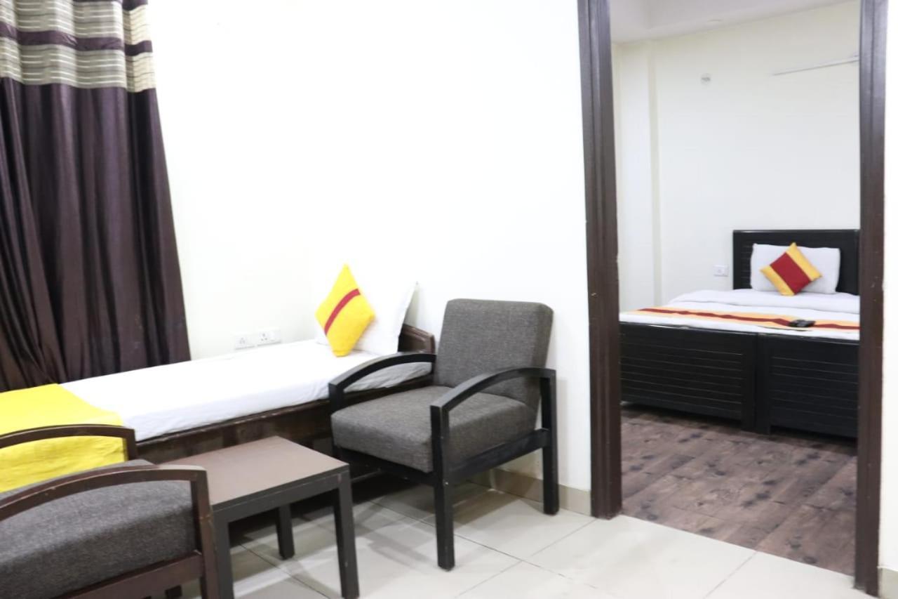 Hotel Marigold Yeni Delhi Dış mekan fotoğraf