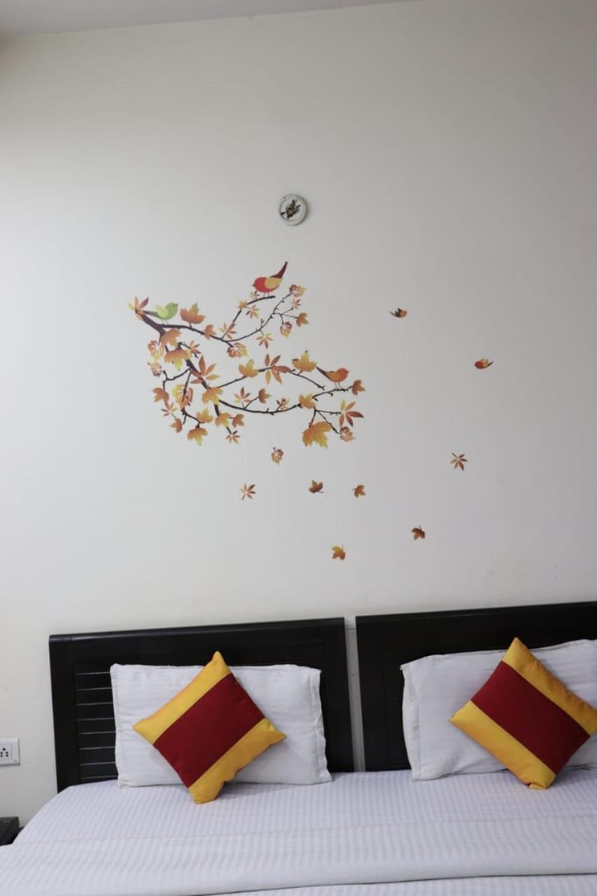 Hotel Marigold Yeni Delhi Dış mekan fotoğraf
