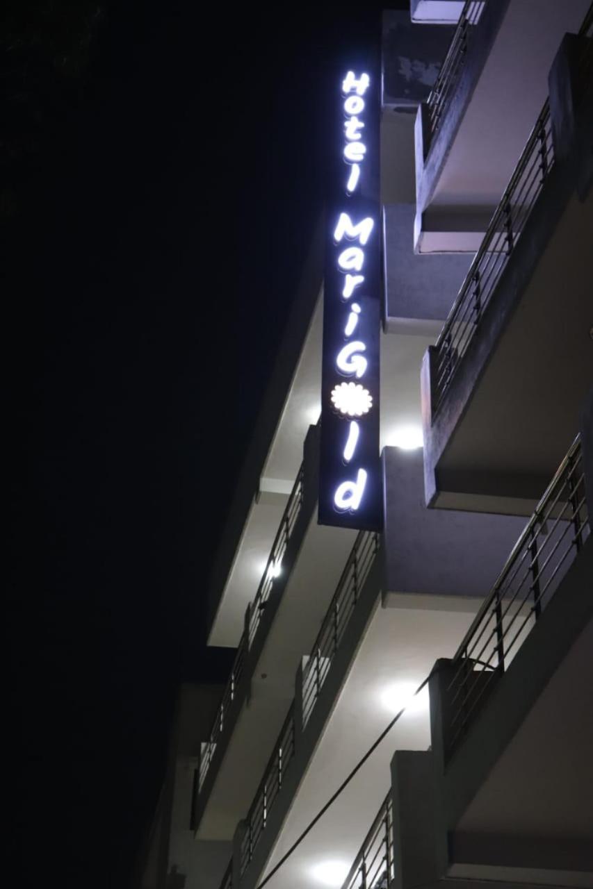 Hotel Marigold Yeni Delhi Dış mekan fotoğraf