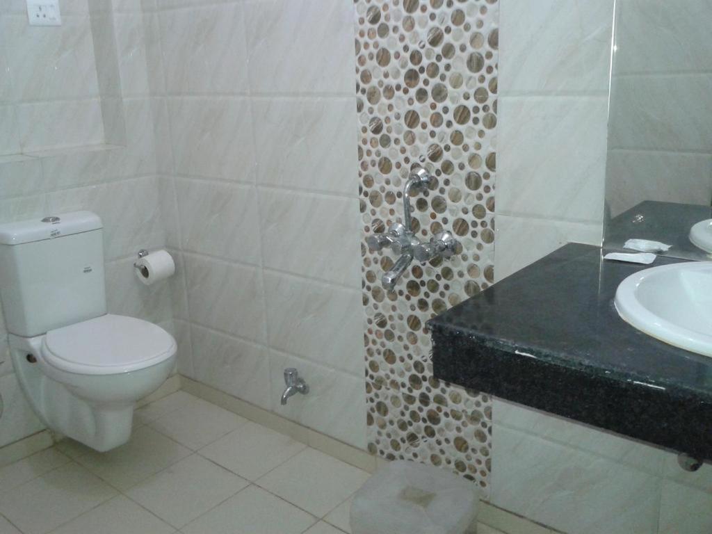 Hotel Marigold Yeni Delhi Dış mekan fotoğraf