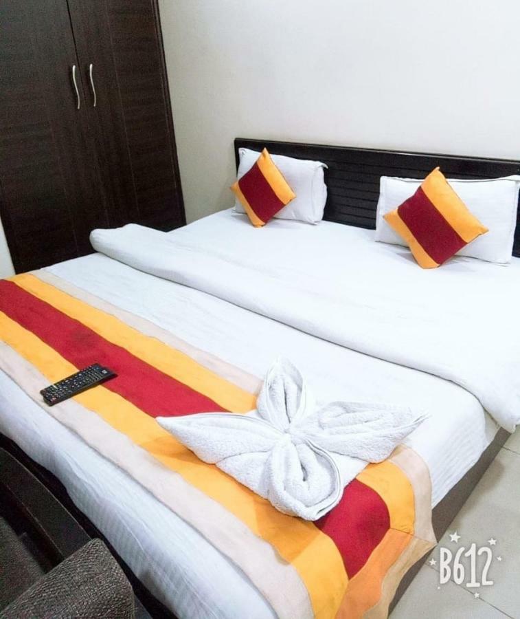 Hotel Marigold Yeni Delhi Dış mekan fotoğraf